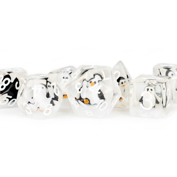 Fanroll: 16mm Resin Poly Dice Set: Penguin Dice