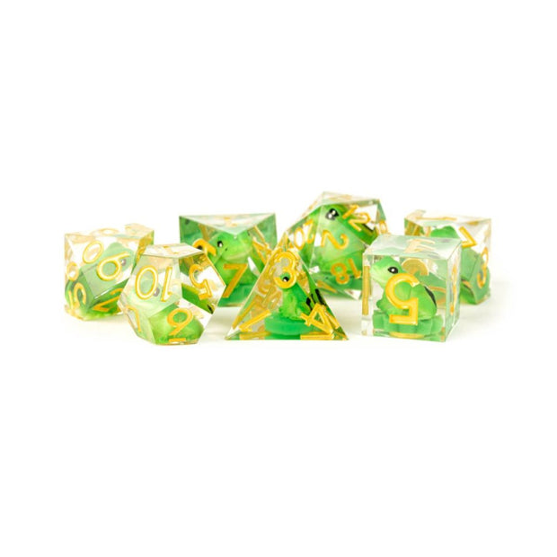 Fanroll: Handcrafted Sharp Edge Resin Dice Set: Frog Dice